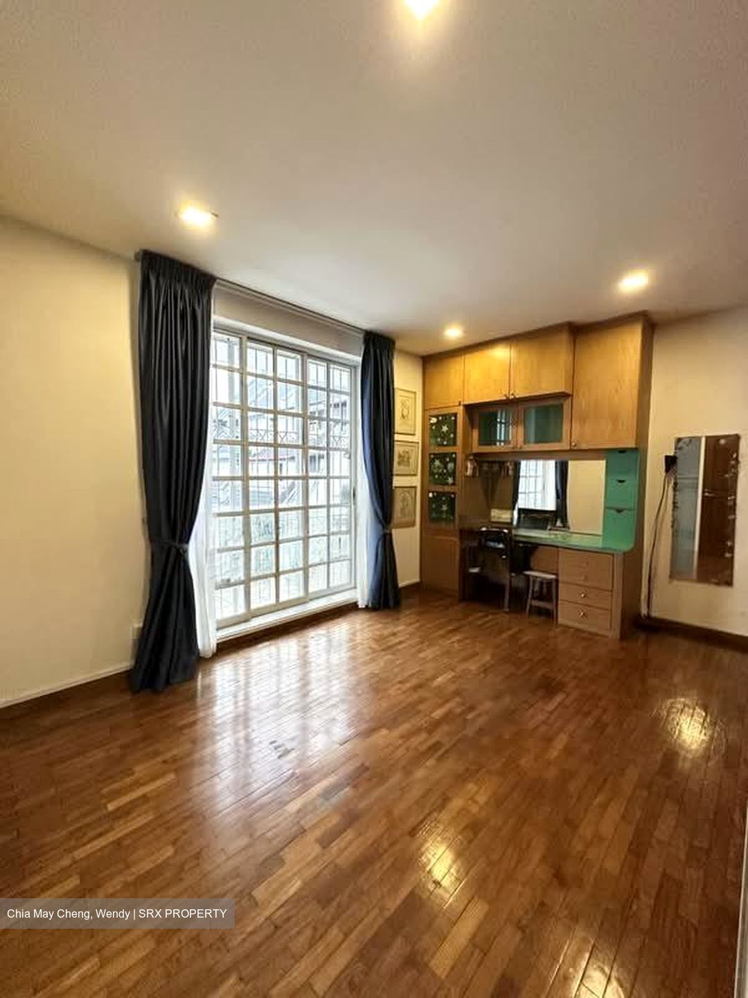 Eng Kong Drive (D21), Terrace #597709271